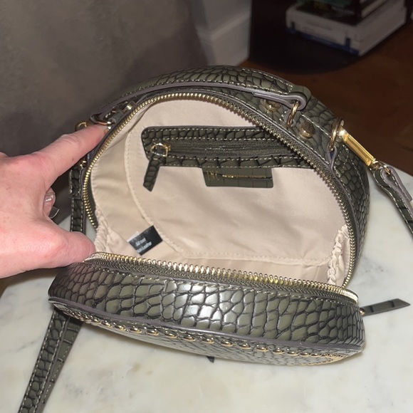 Designer Snakeskin Handbag - Picture 11 of 12
